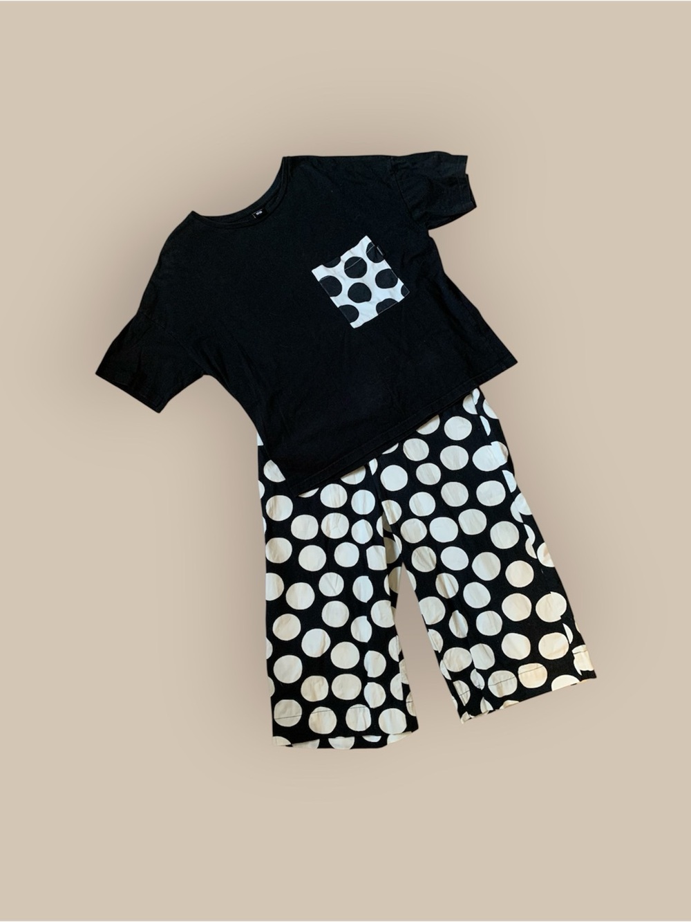 Marimekko Black and White Polka Dot Cropped pants and top Set